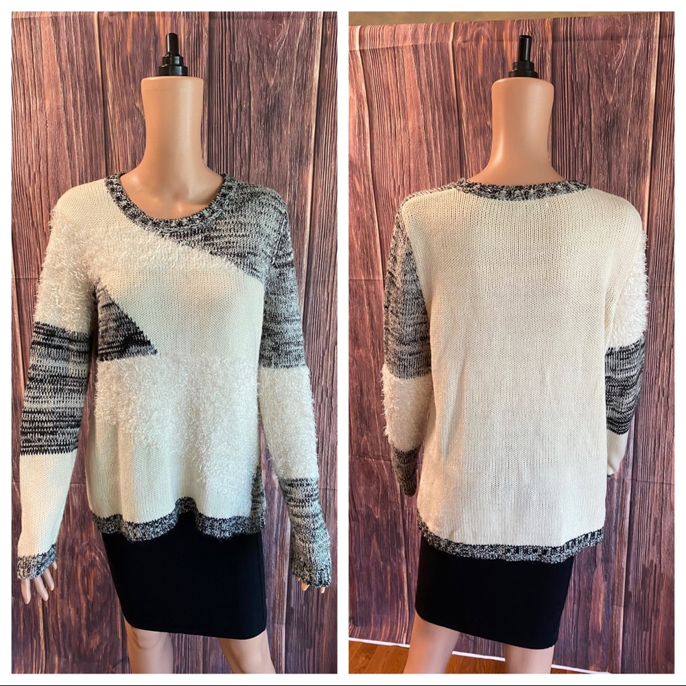 Spense Knits size XL black cream gray knot boho triangle design desigual